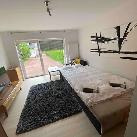 Apartment Kleine Weisse Doppelhaushaelfte *