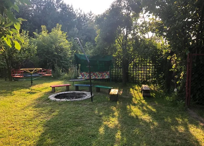 Kleine Weisse Doppelhaushaelfte * Częstochowa